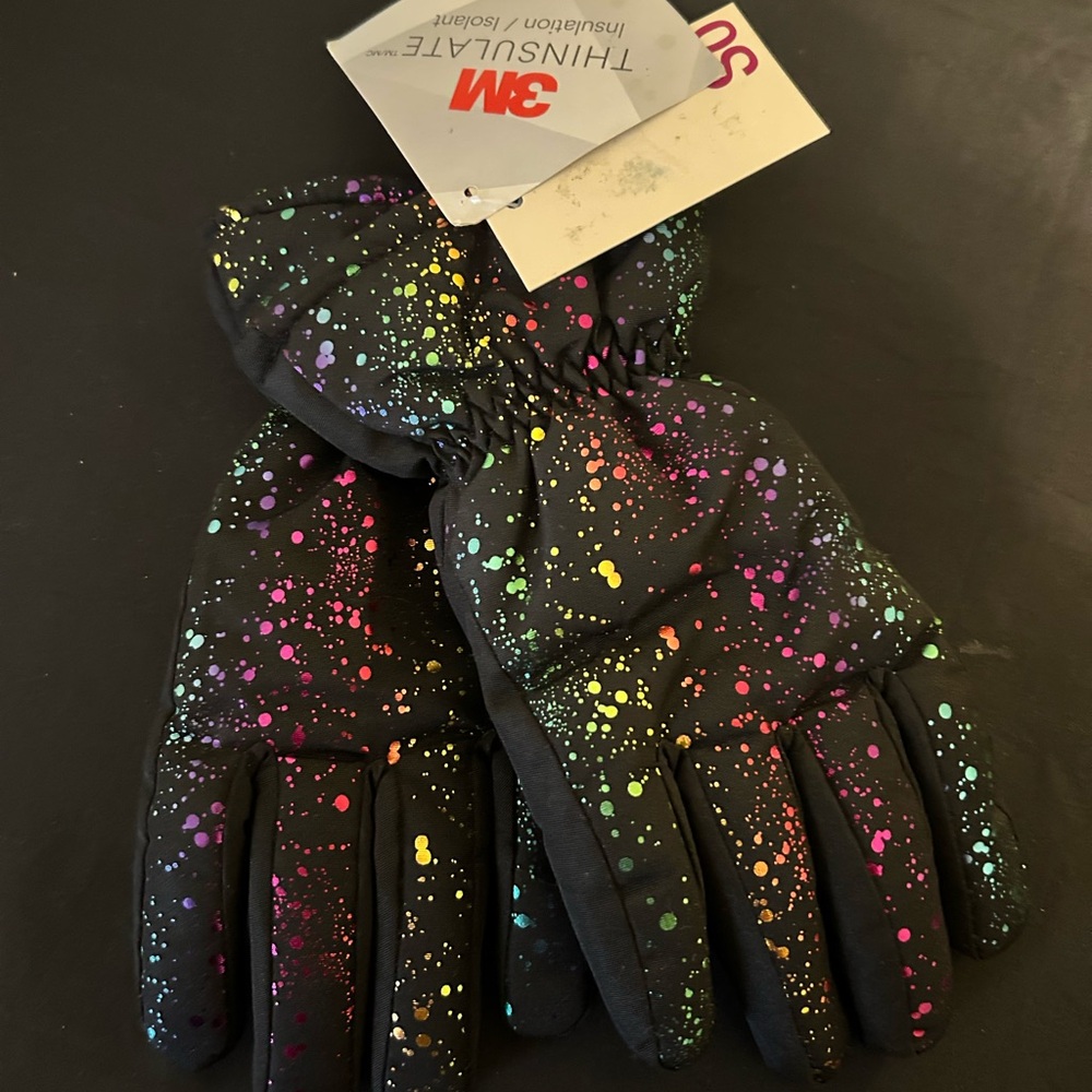 NWT Girl’s So From Kohl’s Rainbow Thinsulate Gloves Size 7-16